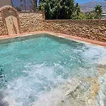 Deluxe Silhouse * Nerja