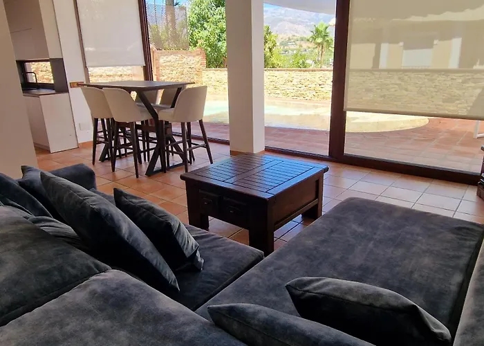 Deluxe Silhouse Villa Nerja